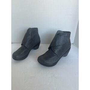 JBU by JAMBU Charcoal Gray Distressed RHONDA Vegan Wedge Heel Booties Boots Sz 9